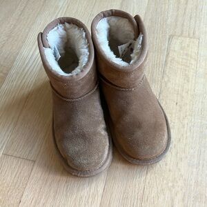 UGG toddler size 12
